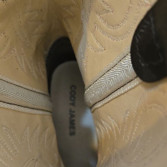 CODY JAMES BOYS WESTERN BOOTS SIZE 2 - Picture 4 of 8